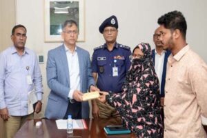 এসআই আলতাফ হত্যা: সব আসামিকে দ্রুত গ্রেপ্তারের নির্দেশ স্বরাষ্ট্রমন্ত্রীর