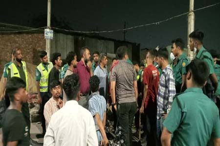 সীসা ব্যাটারি কারখানা