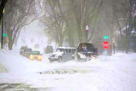 যুক্তরাষ্ট্রে ভয়াবহ তুষারঝড়