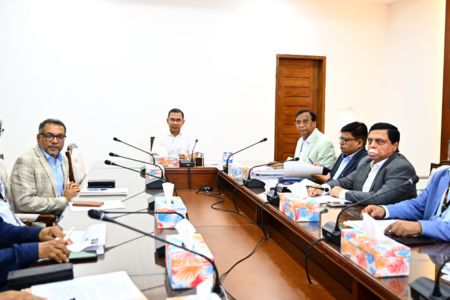 প্রধানমন্ত্রীর সভাপতিত্বে ডিএসসিসির সড়ক ব্যবস্থাপনা বিষয়ক সভা