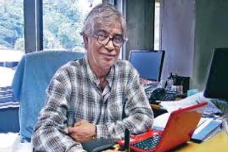 সামাজিক যোগাযোগ মাধ্যম নিয়ন্ত্রণে আনতে চেষ্টা করছে সরকার -মোস্তফা জব্বার