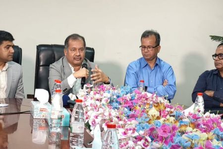 নবম ওয়েজ বোর্ড বাস্তবায়নের ওপর জোর তথ্যমন্ত্রীর