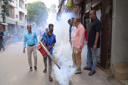 ডেঙ্গু প্রতিরোধে লার্ভিসাইড স্প্রে করা হয়েছে ৯ হাজার স্থানে