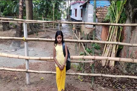 বেনাপোল পৌরসভার নামজগ্রাম সাদিপুর সংযোগ সড়ক নির্মানে বাধা দেওয়ার অভিযোগ