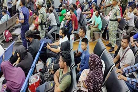সুদান ফেরত কর্মীদের পুনর্বাসনে সহযোগিতার সিদ্ধান্ত নিয়েছে প্রবাসী কল্যাণ মন্ত্রণালয়