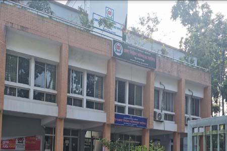 সুনামগঞ্জ নির্বাচন অফিসে সীমাহীন ভোগান্তি