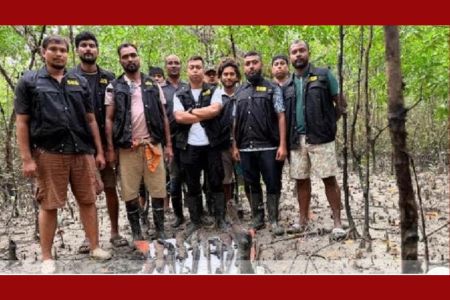 সুন্দরবনে পুঁতে রাখা ১৪টি আগ্নেয়াস্ত্র ও ২৭৪ রাউন্ড গুলি উদ্ধার
