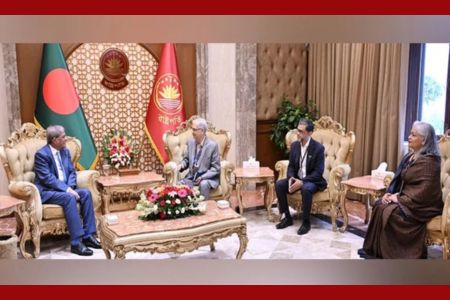 সুবিধাবঞ্চিত শিক্ষার্থীদের সহায়তা ও শিক্ষার মান বজায় রাখার আহ্বান রাষ্ট্রপতির