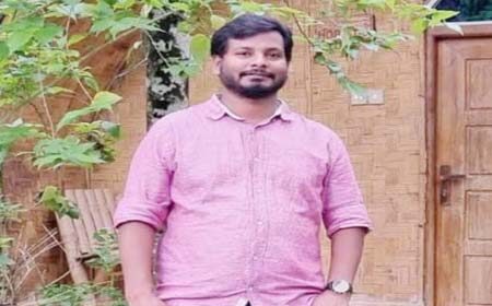 সার্ভেয়ারের বিরুদ্ধে বিস্তর অভিযোগ