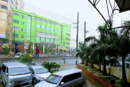 সিলেটে তাপদাহের পরে স্বস্তির বৃষ্টি