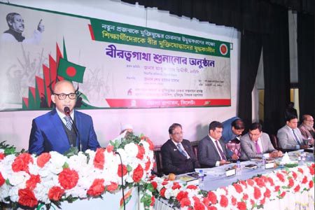 সিলেটে শিক্ষার্থীদের যুদ্ধকালীন বীরত্বগাথা শোনালেন মুক্তিযোদ্ধারা