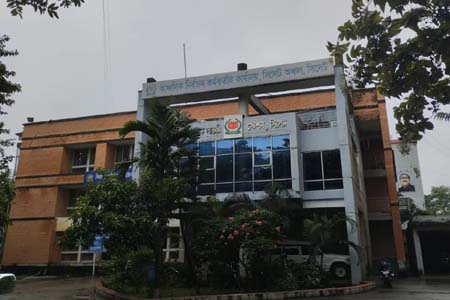 সিলেটে এনআইডি সংশোধন নিয়ে চরম ভোগান্তি