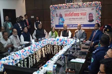 প্রতিমন্ত্রী শফিকুরের সাথে সিলেটের রাজনৈতিক ব্যক্তি ও কর্মকর্তাদের মতবিনিময়