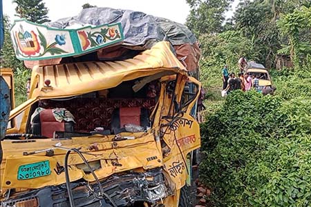 সিলেটে সড়ক দুর্ঘটনায় সেই ঘাতক ট্রাকচালক গ্রেফতার