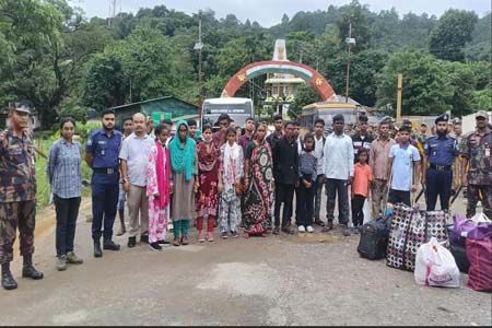 বাংলাদেশিকে ফেরত পাঠালো ভারত