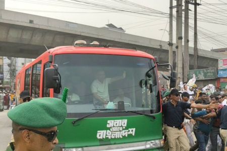 নতুন বাংলা বছরে চাষীর হাতে ‘কৃষক কার্ড’ তুলে দিতে টাঙ্গাইলের পথে প্রধানমন্ত্রী