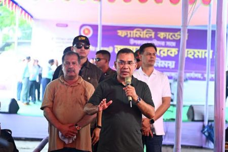 বাংলাদেশকে ‘পরিষ্কার-পরিচ্ছন্ন’ রাখতে দেশবাসীর সহযোগিতা চেয়েছেন
