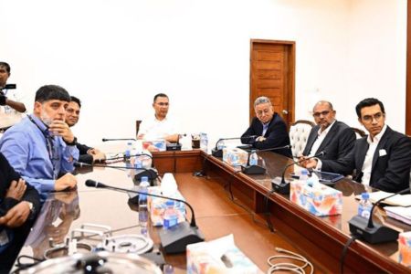 জ্বালানি সংকট নিরসনে ৩ নির্দেশনা প্রধানমন্ত্রীর