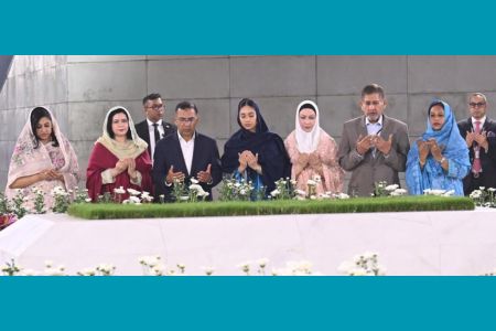 প্রধানমন্ত্রী তারেক রহমান