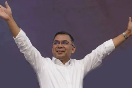 সৈয়দপুরে পৌঁছেছেন প্রধানমন্ত্রী