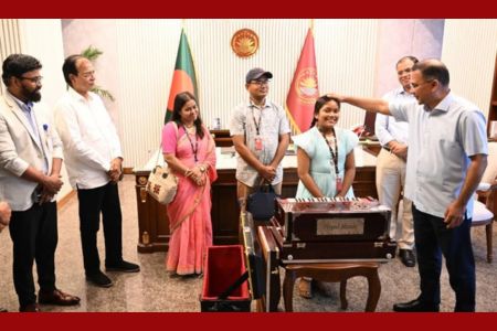 প্রধানমন্ত্রীর সঙ্গে দেখা করে স্বপ্নপূরণ অনুশ্রীর