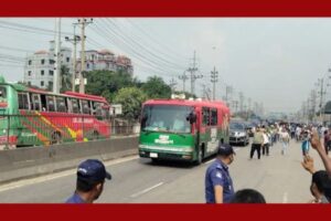 ফেনীর পথে সোনারগাঁ পার হলেন প্রধানমন্ত্রী তারেক রহমান