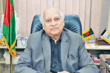 শারীরিক অসুস্থতার কারণে চেয়ারম্যানের পদ ছাড়ার আবেদন ইউজিসি চেয়ারম্যানের