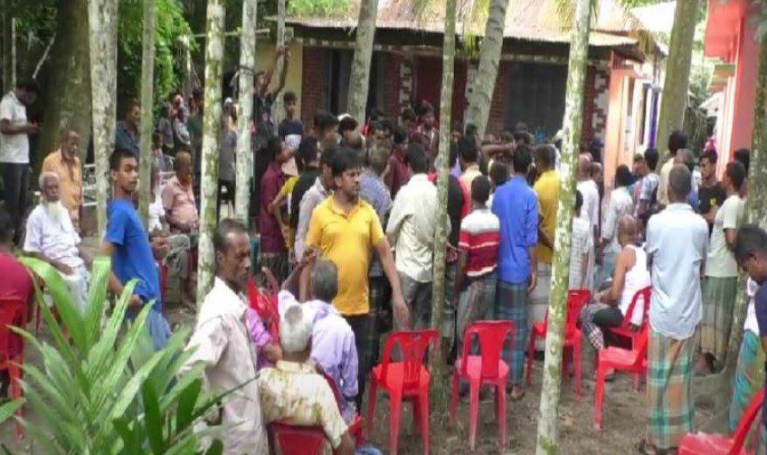 বিয়েতে অপপ্রচার করায় তর্কবিতর্কের জের ধরে চাচাকে খুন!