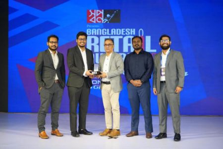 বাংলাদেশ রিটেইল অ্যাওয়ার্ডস ২০২৬-এ ‘সেরা ই-কমার্স প্ল্যাটফর্ম (বি-টু-বি)’ পুরস্কারে ভূষিত হয়েছে ইউনিলিভার বাংলাদেশ
