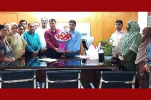 ঝিকরগাছা সরকারি এমএল মডেল হাই স্কুলের পক্ষে নবাগত ইউএনওকে ফুলেল শুভেচ্ছা
