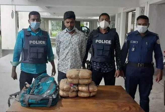 ভোলায় ৬ কেজি গাঁজাসহ এক মাদক ব্যবসায়ী গ্রেফতার