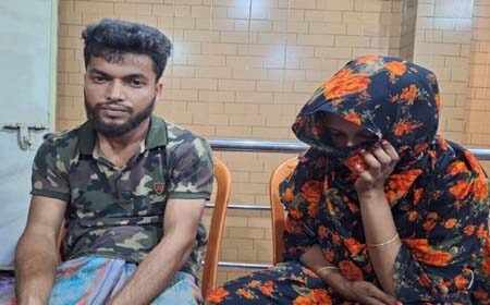 প্রেমিকের সাথে স্ত্রীর বিয়ে
