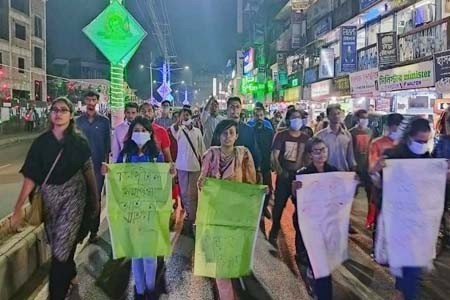 সুনামগঞ্জে হিন্দুদের বাড়ি ভাঙচুরে পুলিশদের ব্যর্থ বলে অপসারণের দাবি