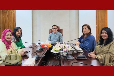 নারী উদ্যোক্তাদের ঋণ ও সেবাপ্রাপ্তি সহজ করতে উদ্যোগ নিচ্ছে সরকার – বাণিজ্যমন্ত্রী