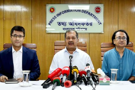 তথ্যমন্ত্রী