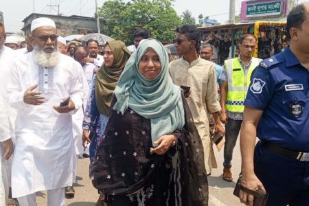 যশোর-বেনাপোল মহাসড়কের দু’পাশ দখলমুক্ত করতে ঝিকরগাছা প্রশাসনের ৭ দিনের আলটিমেটাম