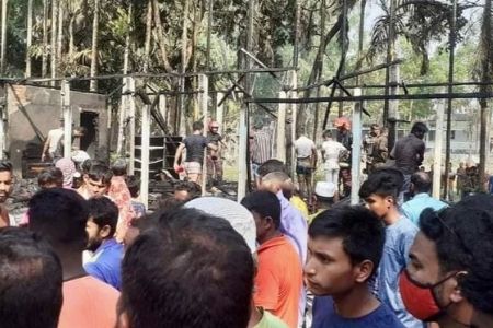 পঞ্চগড়ে তেঁতুলিয়ায় আগুনে ঘর পুড়ে ছাই,